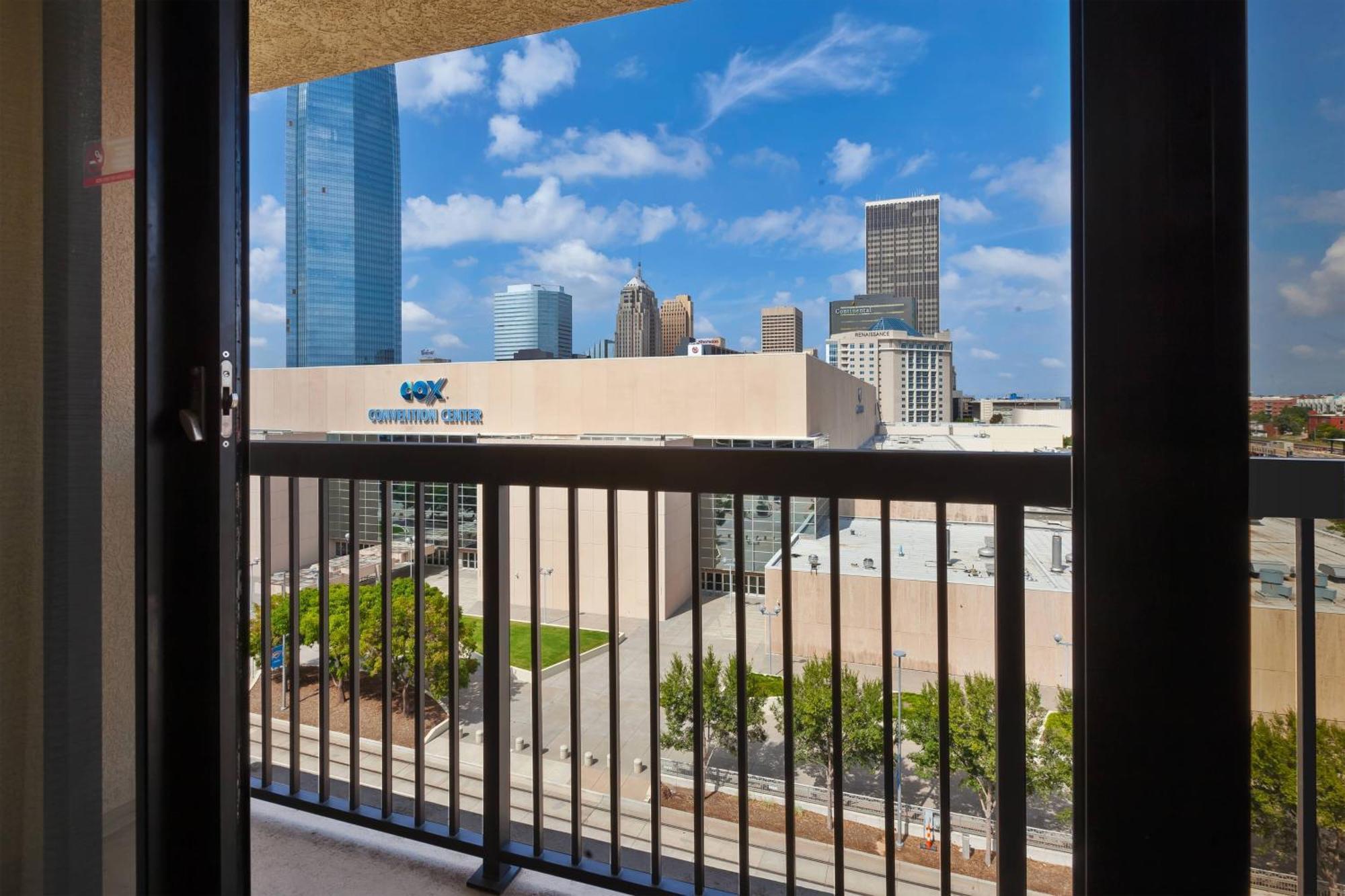 Courtyard By Marriott Oklahoma City Downtown Exterior photo